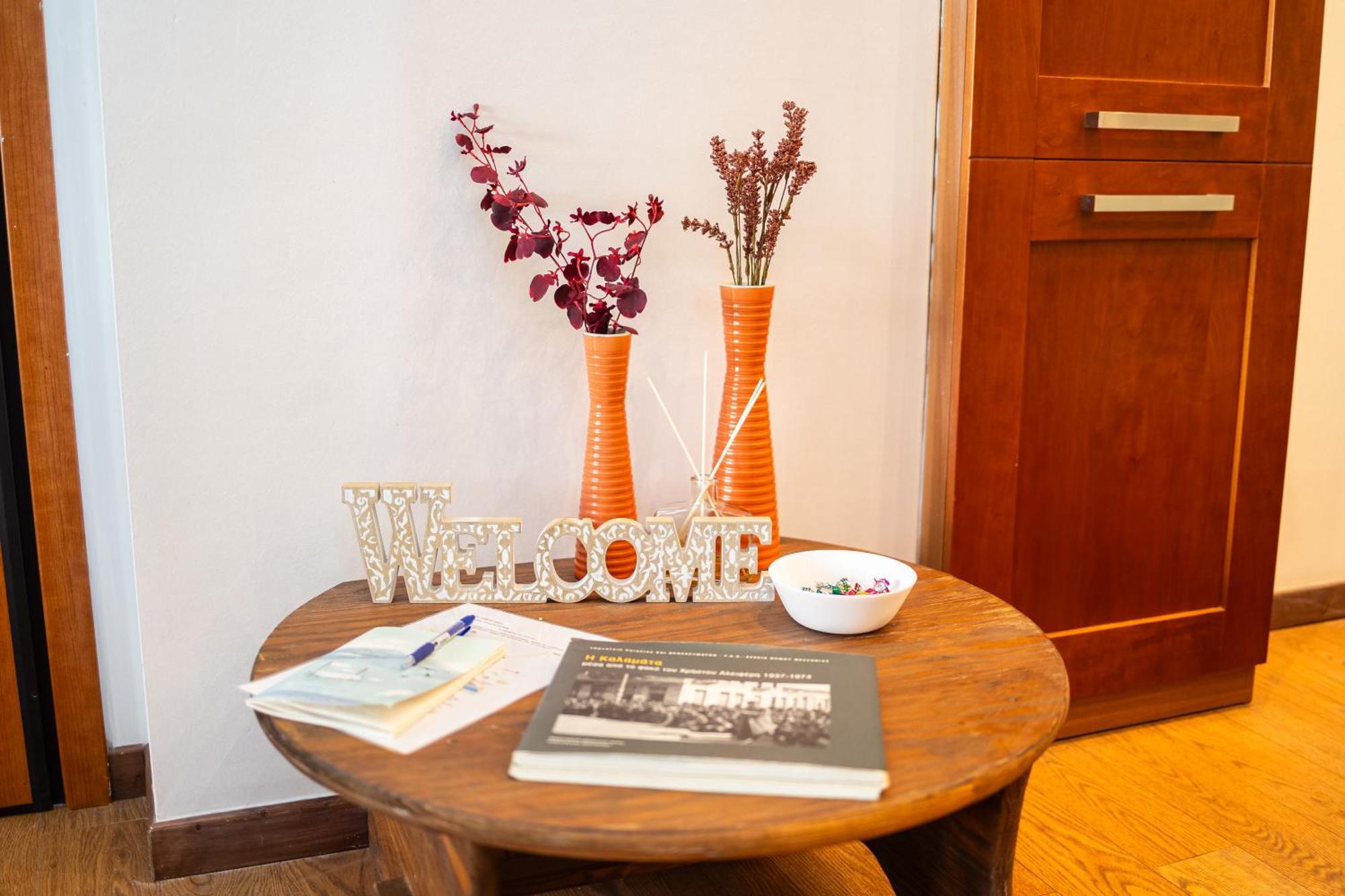 Lito'S Central Gem - Cozy Dream Getaway Kalamata Exterior photo