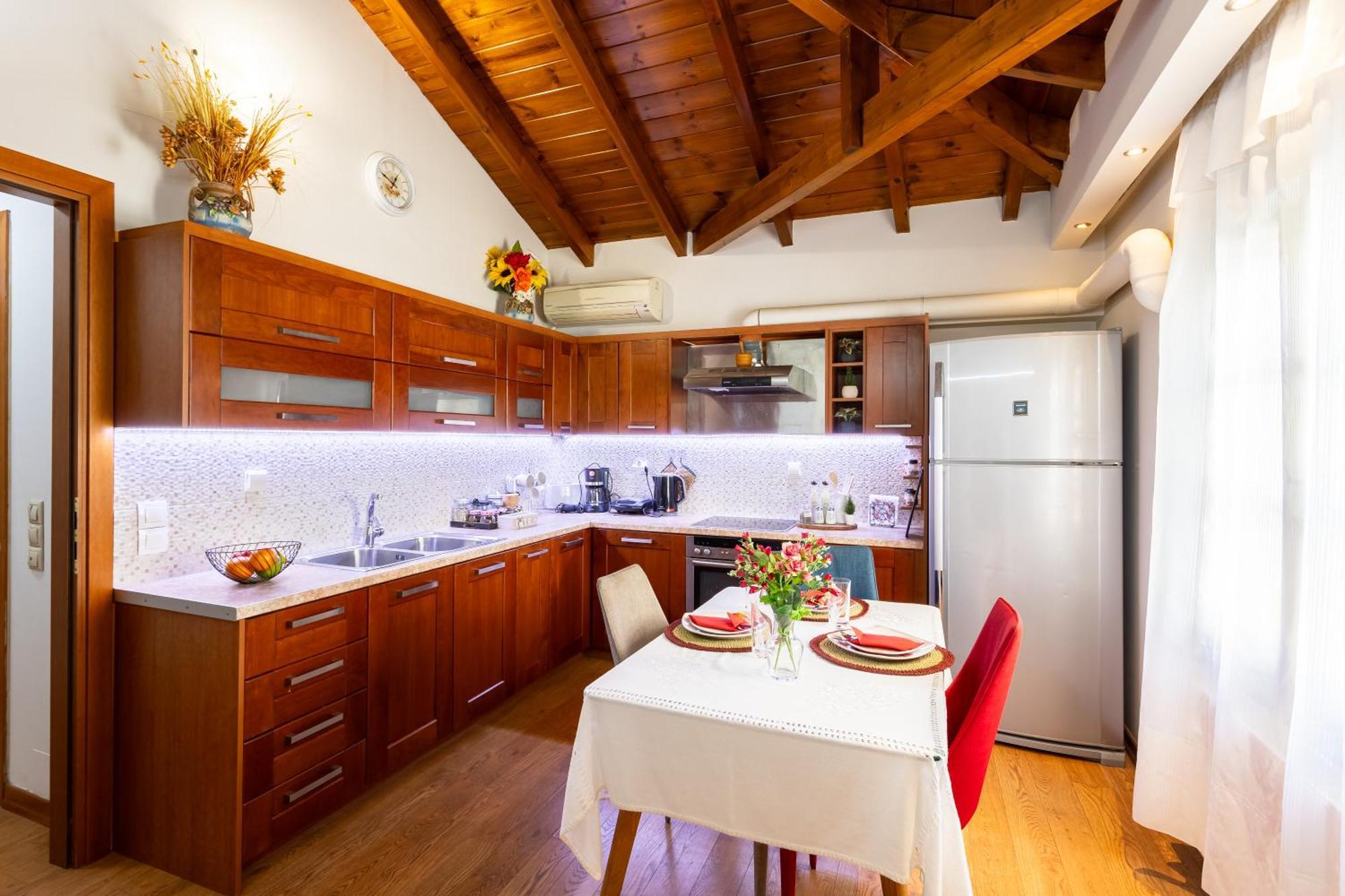 Lito'S Central Gem - Cozy Dream Getaway Kalamata Exterior photo